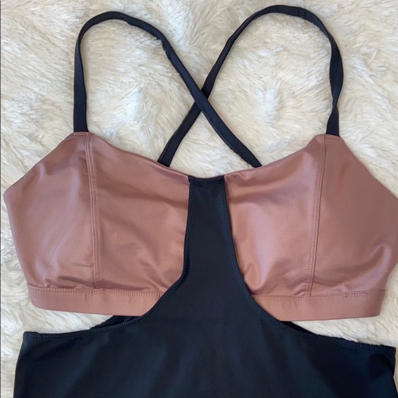 Fabletics Demi Lovato Julia Performance Ta… - Picture 4 of 8